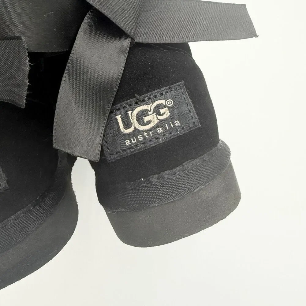 UGG Black Bailey Bow Sheepskin Winter Boots - Little Kids US Size